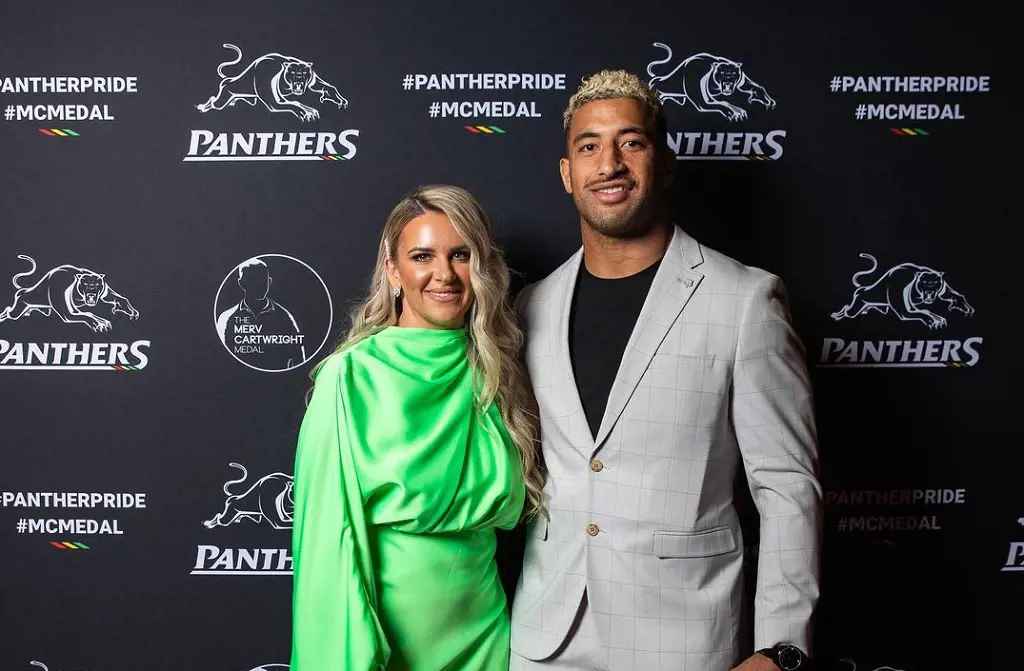 Viliame Kikau Is In A Relationship With His Longtime Girlfriend Brittany