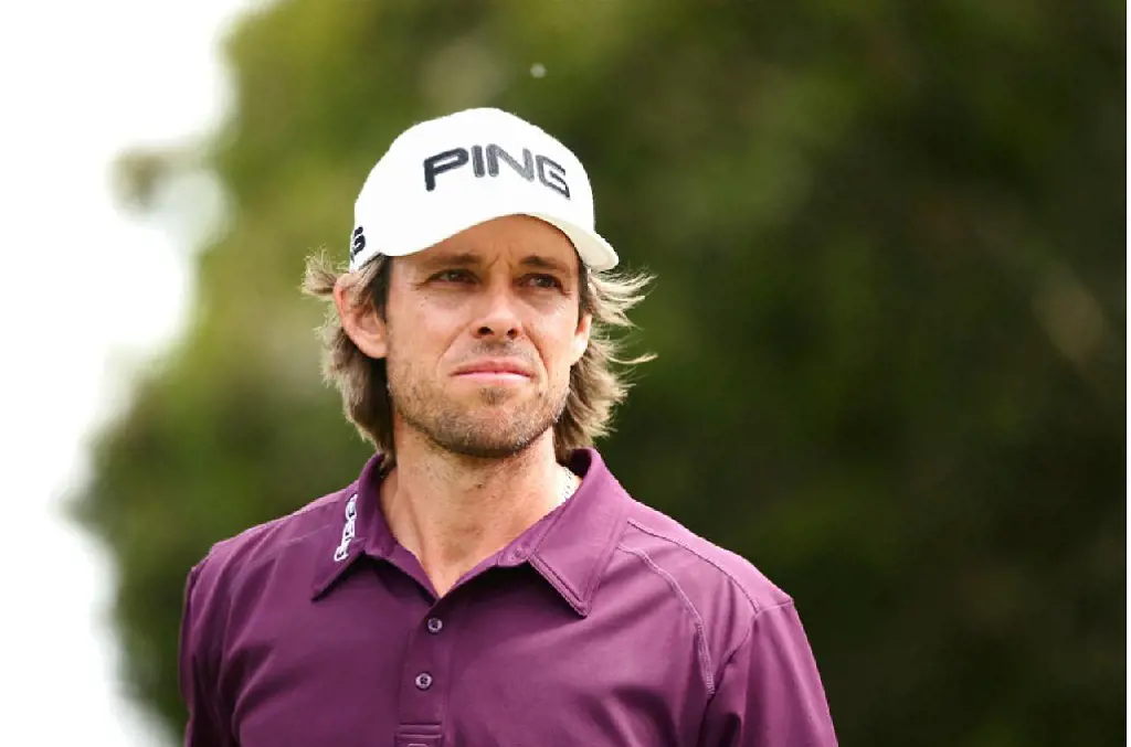Aaron Baddeley, an Australian professional golfer who now plays for the US PGA tour, has an estimated net worth of about $22 million.