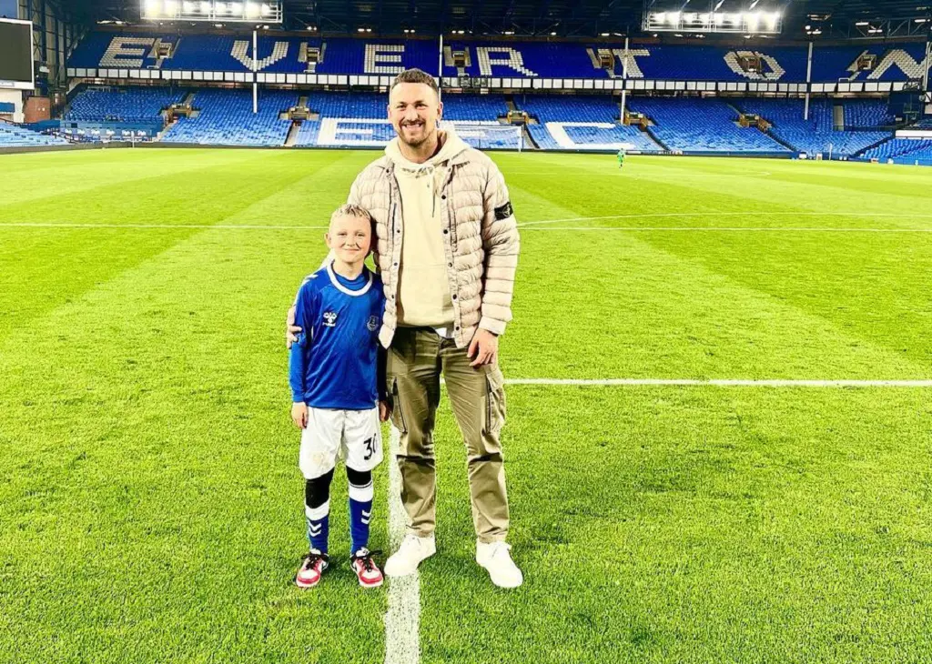 Richard's son Jude Pickford with a fan of his, Richard himself. Jude scored a hattrick and assisted two in that game on October 23.