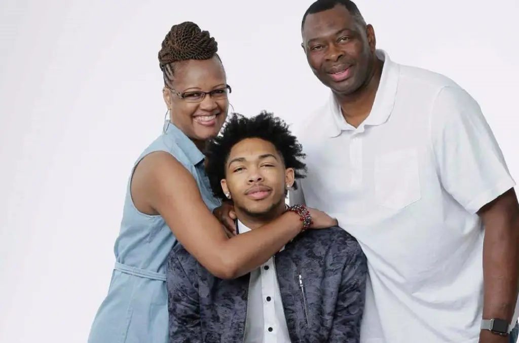 Brandon Ingram uploaded this family picture with his parents Donald and Joann on her mother's birthday in 2018.