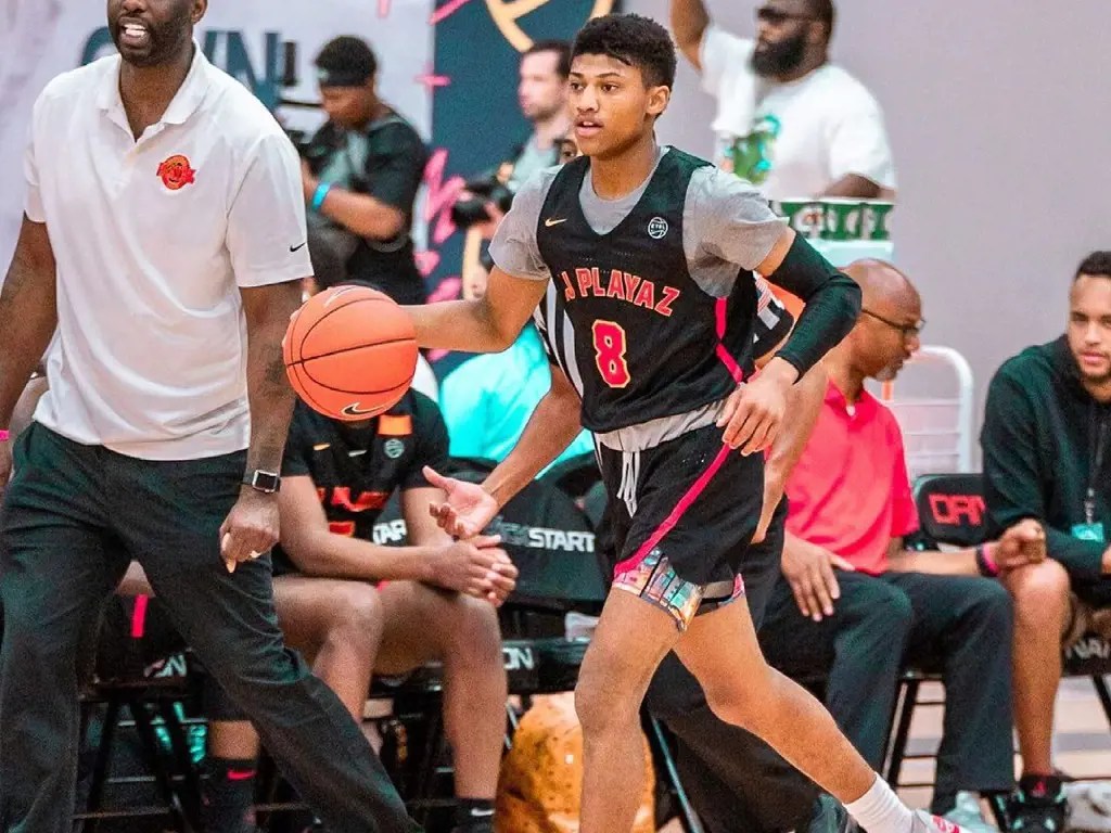 Noah Farrakhan guided IMG Academy to the 2019 GEICO High School National Championship.