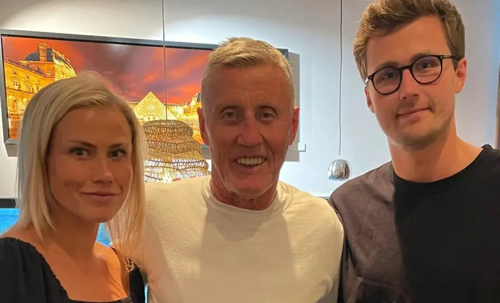 Hall of Fame Borje Salming with his son Rasmus and daughter Bianca.