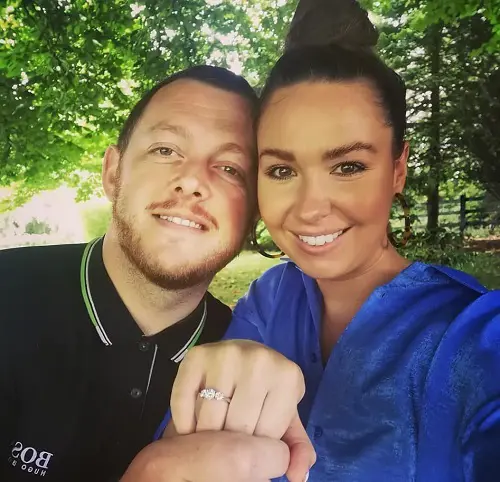 The soon-to-be wife of Mark Allen, Aideen Cassidy flaunts her engagement ring 