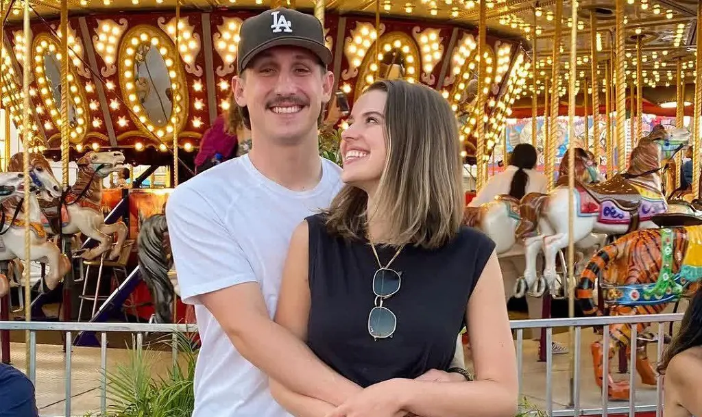 A dating app brought the pair together, and after some face time together, they realized they had feelings for one another. 