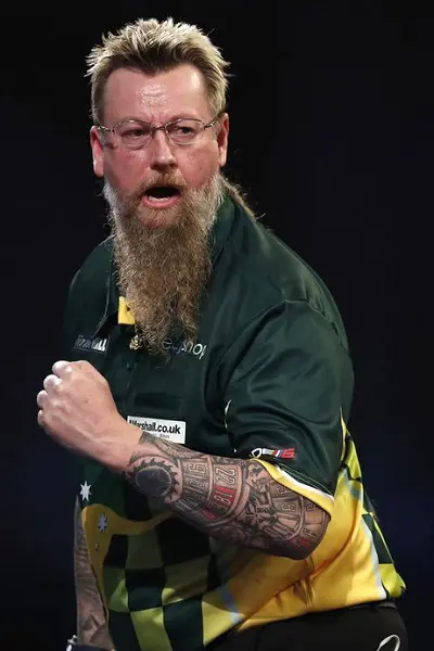 Darts: What Happened To Simon Whitlock Hair? Fake Hair Extensions, Illness Update