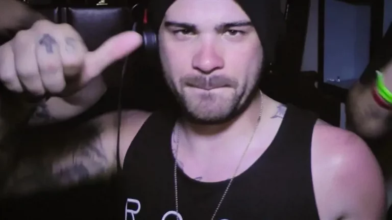 What Happened To Hunter Moore? Family And Girlfriend Or Wife Details Of The Most Hated Man On The Internet