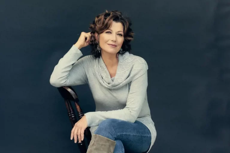 What Happened To Amy Grant? Singer’s Bicycle Accident & Health Update