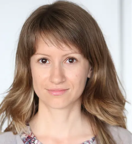 Who Is Olga Tokariuk? Meet The Ukrainian Journalist On Twitter