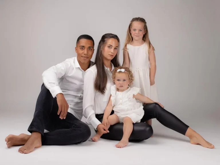 Youri Tielemans Wife Mendy Lauwrensens Is Mother Of Two Kids