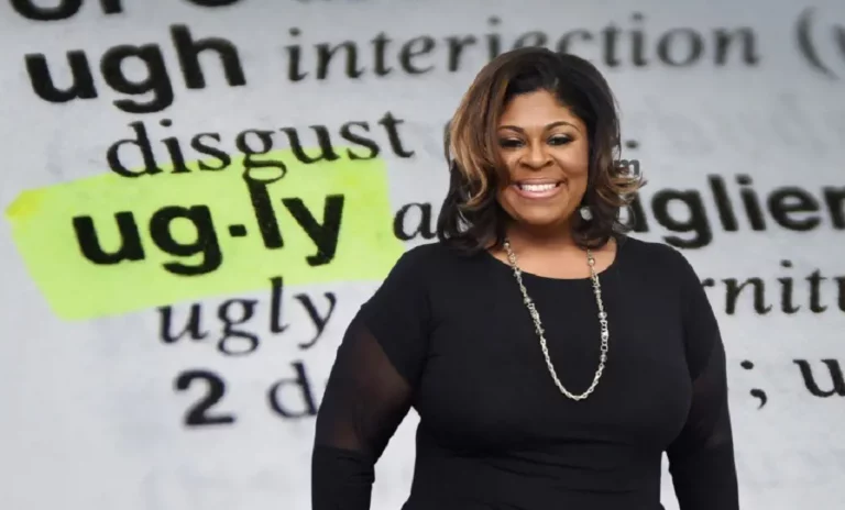 What Did Kim Burrell Say During The Church Choir? Singer Lands Herself With Yet Another Controversy