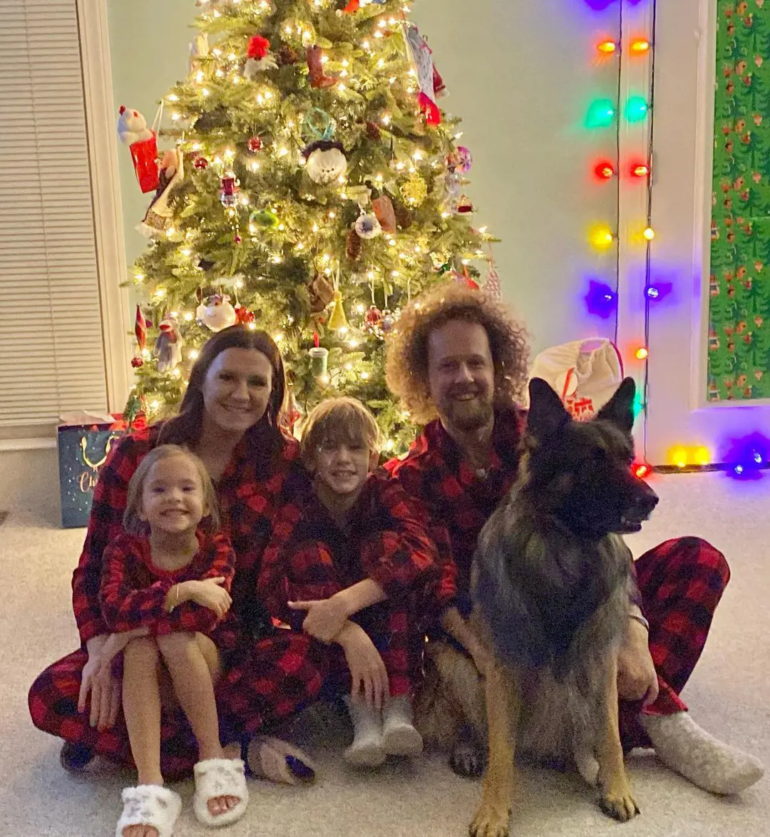 Kyle, Breanna, and her kids celebrated Christmas 2022 together.