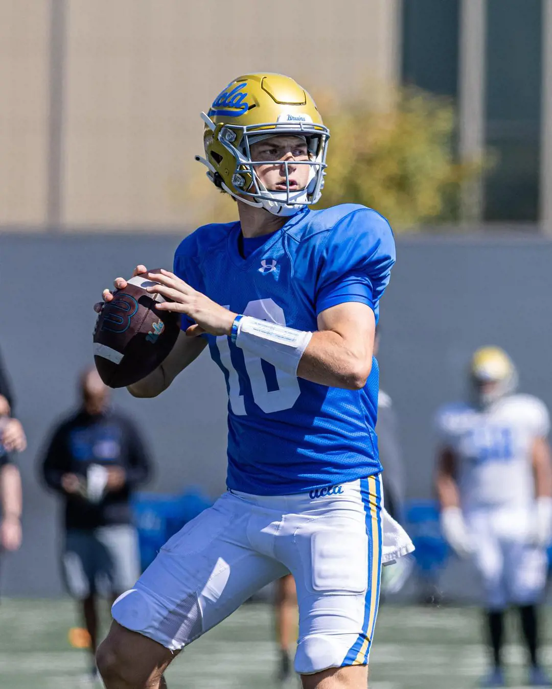 Ethan finalized his transfer from the Washington Huskies to the UCLA Bruins in December of 2020.