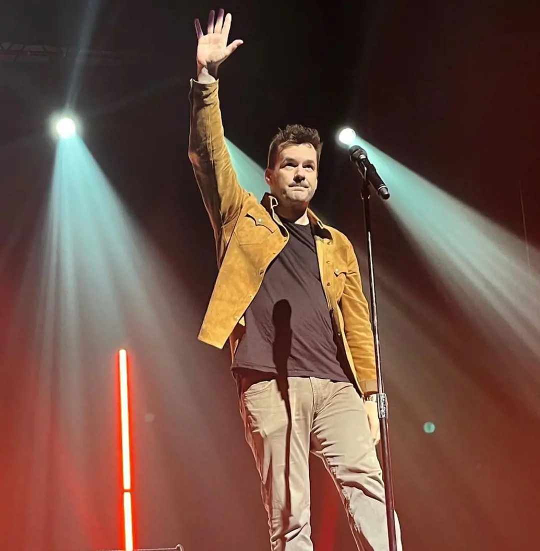 Jim performing in one of his shows in Sydney on June 20, 2022